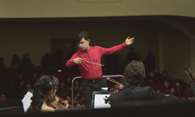 Andrés Guzmán-Valdez, Director y Músico – Bolivia